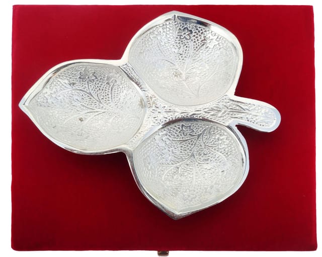 Decorative Phalam Leaf - 7*7*0.5 inch (B031)