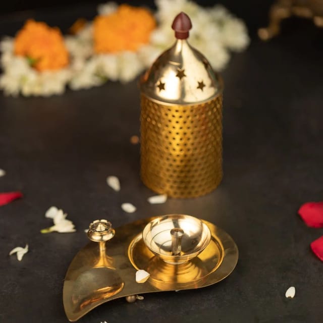 Brass Table Decor Oil Lamp, Deepak - 5*3*4.5 Inch (Z543 A)